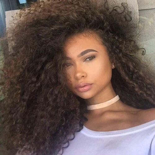 voluminous natural hairstyls for curly hair