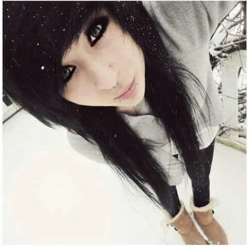 black hair long emo hairstyles for girls