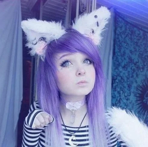 contemporary long emo hairstyles for girls