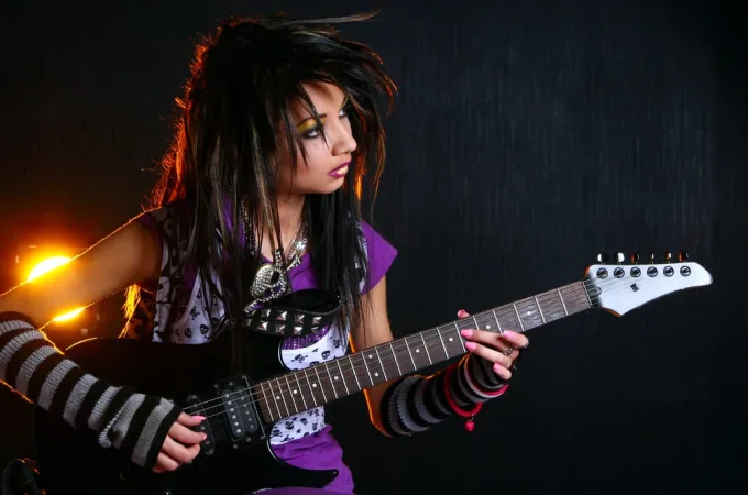 llong emo hairstyles for girls