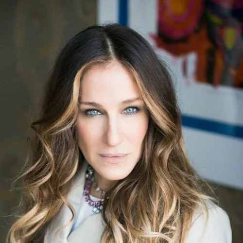 Sarah Jessica Parker brown hair with blonde highlights