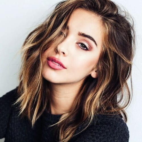 Brown Hair with Blonde Highlights Looks for 2022 (With Pictures)