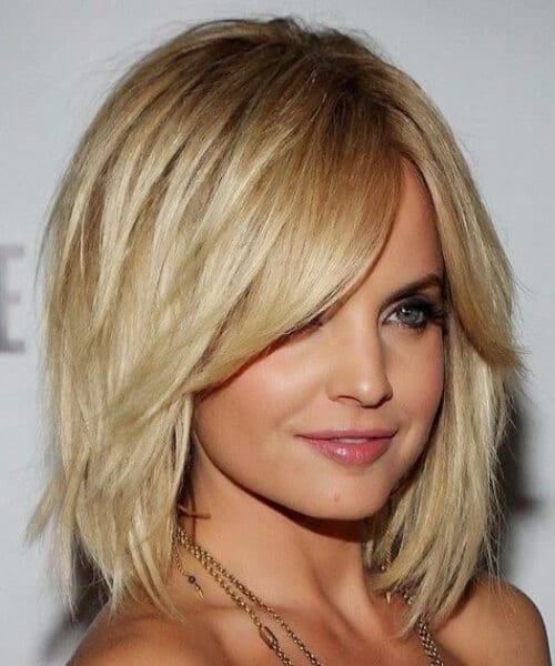 mena suvari side swept bangs