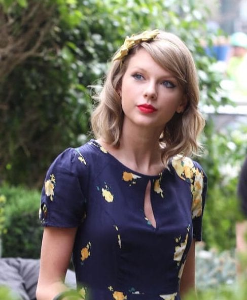 Taylor Swift's Long Bob