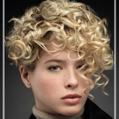 50 Cute Curly Pixie Cut Ideas Popular in 2022