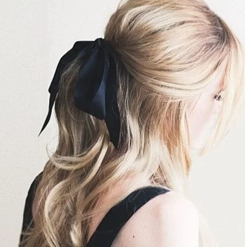 1960's mod retro fashion vintage inspired blonde hairstyles