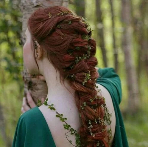 wood fairy hairstyle