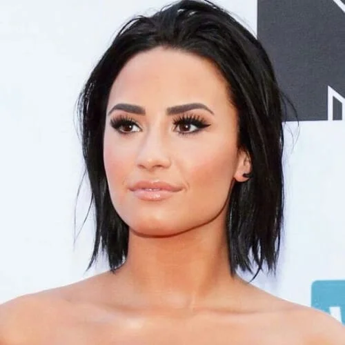 demi lovato short haircuts for straight hair