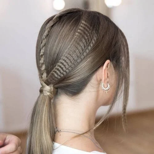 Ponytail crimped hairstyles with textured hair and modern styling - easy updo ideas