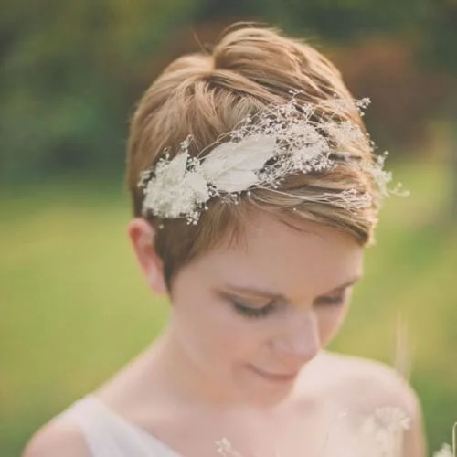 feathery wedding hairstyles for short hair