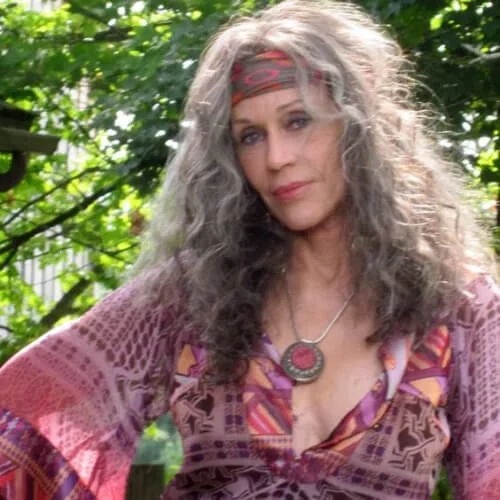 Peace, Love and Misunderstanding,Jane Fonda hairstyles in character of Grace