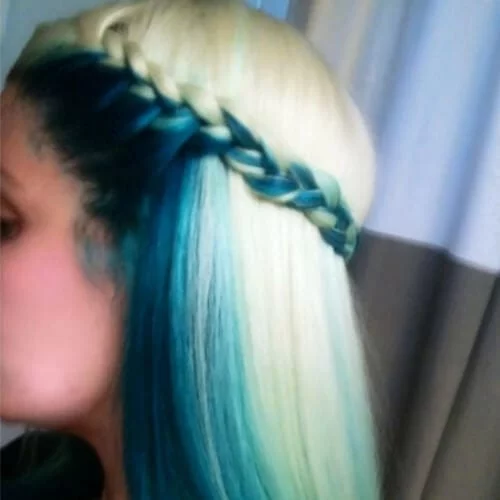 marine blue and blonde two tone hairstyles