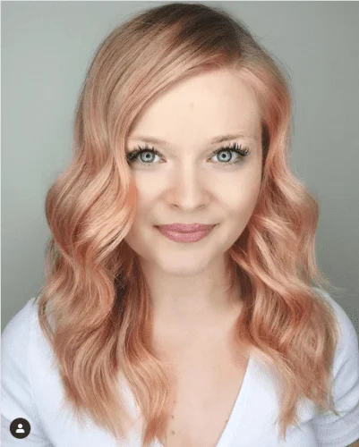 Classy Strawberry Blonde Hair Color on Curls