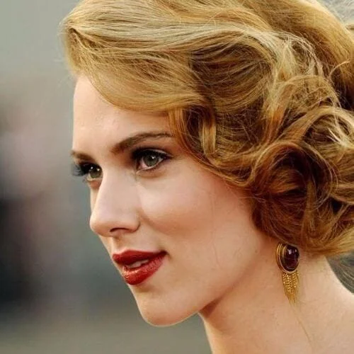 scarlett johansson short curly updo