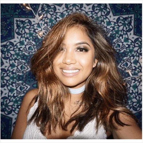 blonde highlights on caramel hair