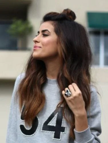 Half Up Half Down Top Knot