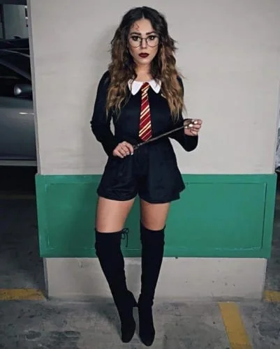 school girl look halloween hairstyles