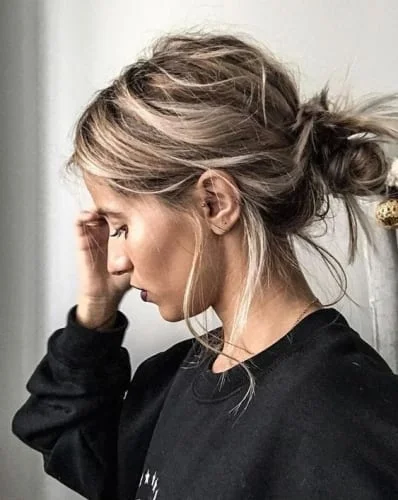 messy bun hairstyle