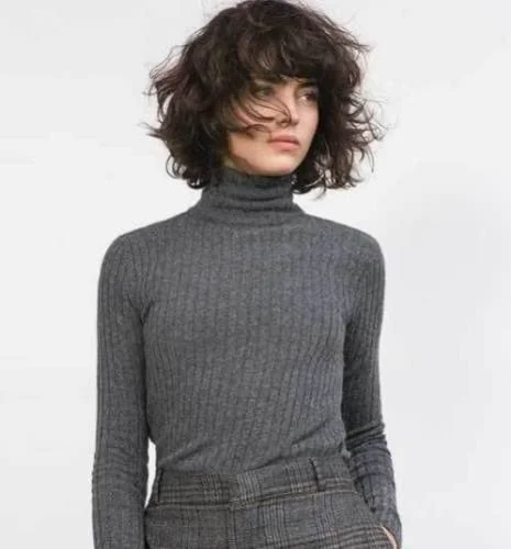 Messy Wavy Bob Style
