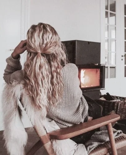 Relaxed half-up ponytail Thanksgiving hairstyle for long hair - elegant and comfortable