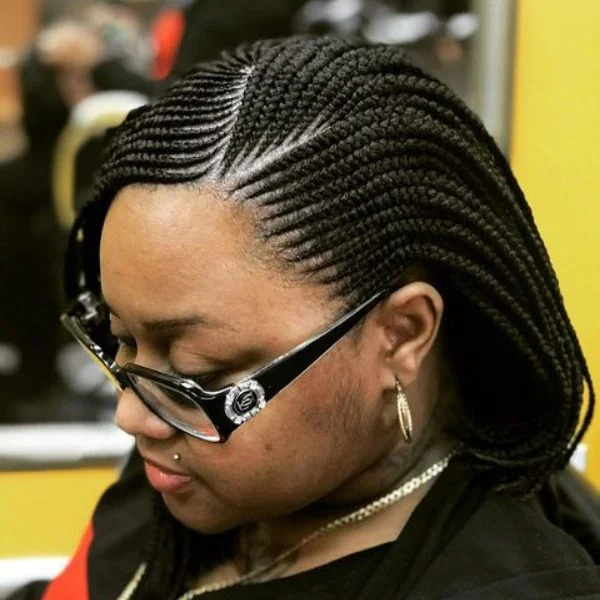 Short Hair Lemonade Hair - A woman wearing glass