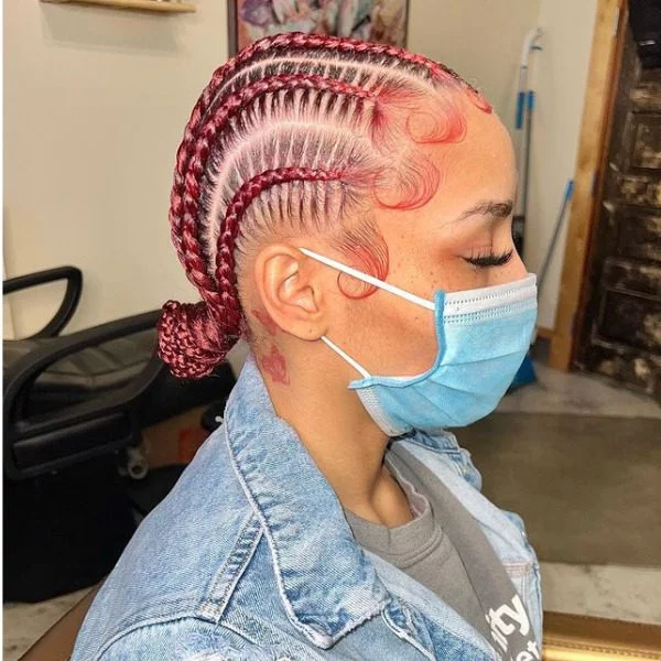 Stitch Ponytails Box Lemonade Braids - A woman wearing a denim jacket