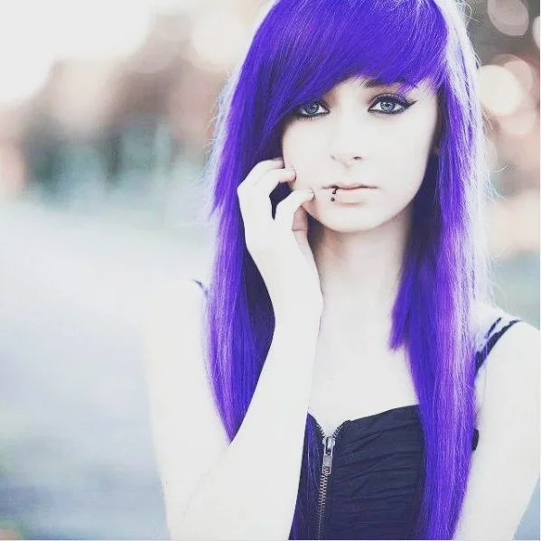 long blue hairstyle for girls