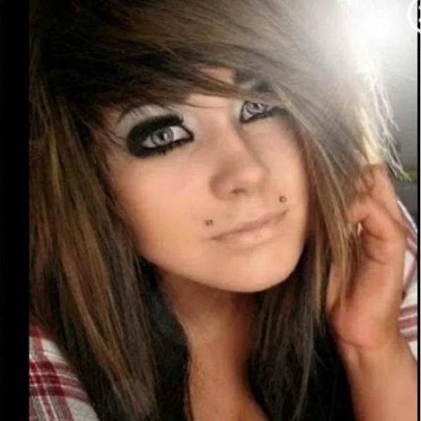 emo natural hair fringe style